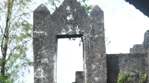 Une des portes du palais Kapviridjewe, à Ikoni © CNDRS